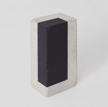 A cover of "obj" cluster. The owner is base01. The cluster consists of 16 elements.