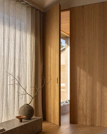 A cover of "doors" cluster. The owner is 089studio. The cluster consists of 26 elements.