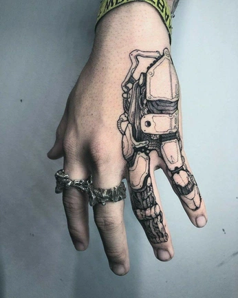 A cover of "TATTOO" cluster. The owner is m4ddumi. The cluster consists of 19 elements.