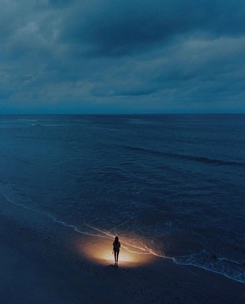 A cover of "Blue Drama" cluster. The owner is mathias.explores. The cluster consists of 17 elements.