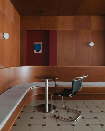 A cover of "Cafe Flagship" cluster. The owner is stevenkim. The cluster consists of 32 elements.