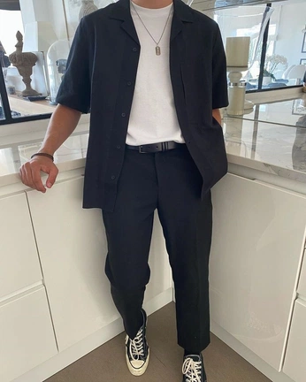 A cover of "Roupa" cluster. The owner is eueliii7. The cluster consists of 8 elements.