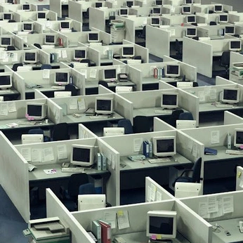 A cover of "liminal" cluster. The owner is eyejaw. The cluster consists of 30 elements.