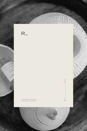 A cover of "nuova identità" cluster. The owner is mariaaugusta. The cluster consists of 31 elements.