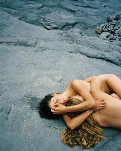 An Instagram  post added by sanjaneumeier on May 23, 2024. The author is @carolinemackintosh. May present: vacation, hair, hand, arm, shoulder. The content is not safe for work.