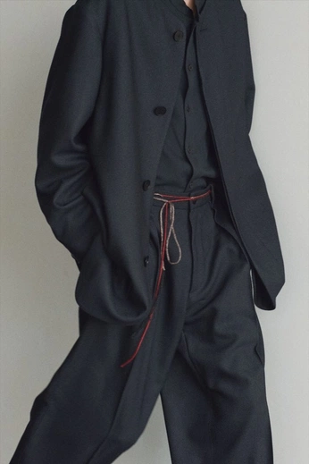 A cover of "bottom cloth" cluster. The owner is uwill. The cluster consists of 5 elements.