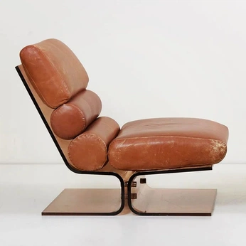 A cover of "Seat" cluster. The owner is justinedobbelaer. The cluster consists of 2 elements.