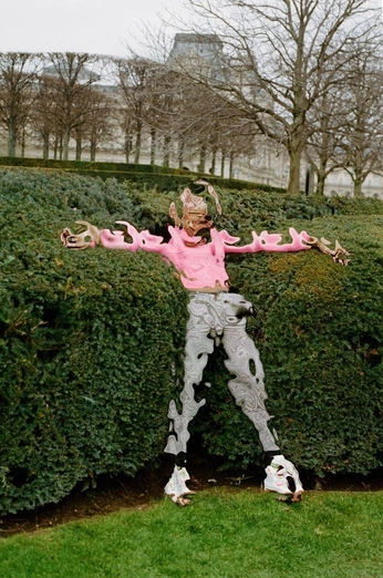 A cover of "Strange" cluster. The owner is bymorgan. The cluster consists of 21 elements.