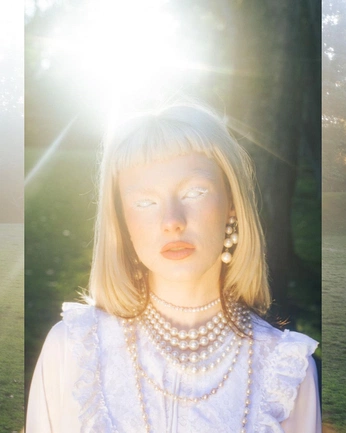 A cover of "Moodbard dreamy" cluster. The owner is sayahmichel. The cluster consists of 1 element.