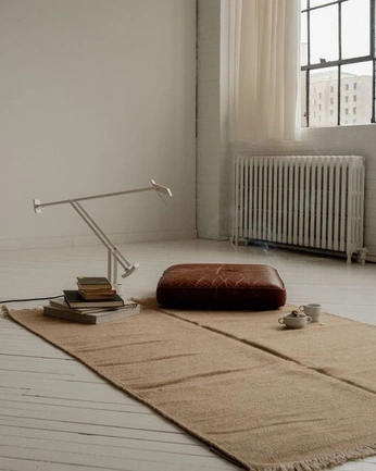 A cover of "Leather pillow project" cluster. The owner is vicuspelle. The cluster consists of 2 elements.