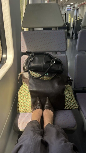 A cover of "Inspo" cluster. The owner is charalexander. The cluster consists of 10 elements.