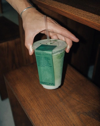 A cover of "Sip Sip" cluster. The owner is mayakumar. The cluster consists of 7 elements.