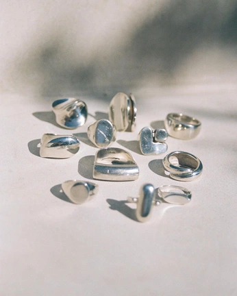 A cover of "Jewelery" cluster. The owner is robin.em. The cluster consists of 26 elements.