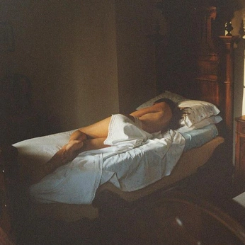 A cover of "BOUDOIR | Photo" cluster. The owner is esteban2farrera. The cluster consists of 167 elements.