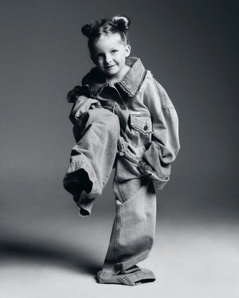 A cover of "brandding" cluster. The owner is aadrea. The cluster consists of 66 elements.