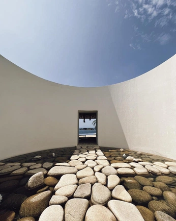 A cover of "Space" cluster. The owner is florianzzzzz. The cluster consists of 3 elements.