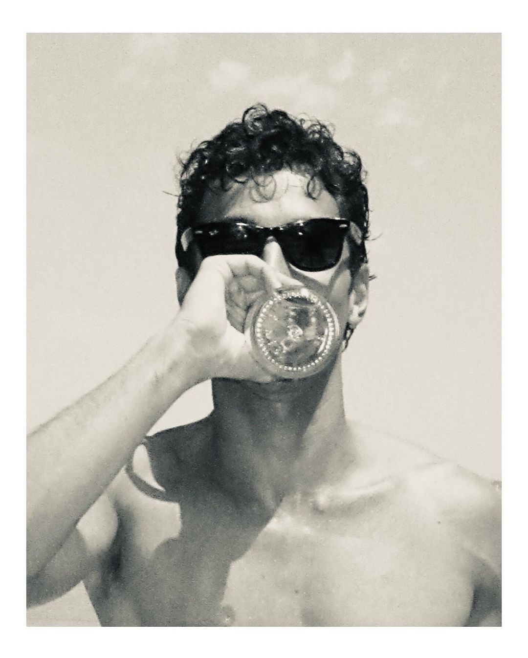 An Instagram carousel post added by alexmanuel on Jun 28, 2024. The author is @franciscofaria.