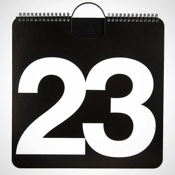 A cover of "365 calander" cluster. The owner is mireylee. The cluster consists of 5 elements.