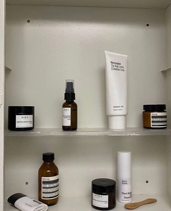 A cover of "ppcnewinspo" cluster. The owner is primalpeak. The cluster consists of 9 elements.