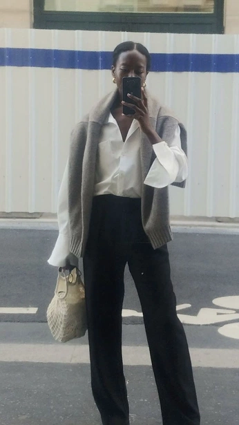 A cover of "outfit inspo" cluster. The owner is marianak. The cluster consists of 3 elements.