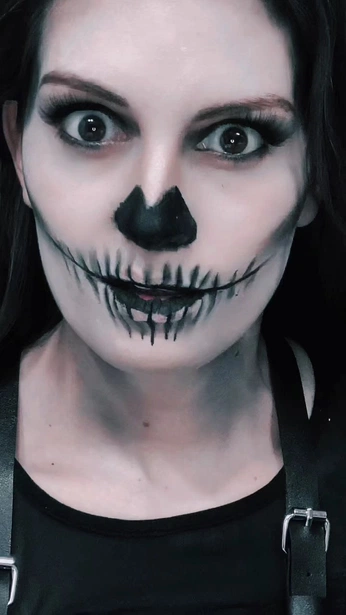 A cover of "Grimm the Ghost" cluster. The owner is adhdtinker. The cluster consists of 15 elements.