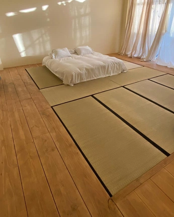 A cover of "Kids sleep" cluster. The owner is anatvolf. The cluster consists of 13 elements.