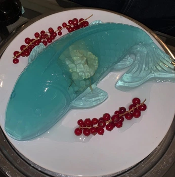 A cover of "Jelly" cluster. The owner is sabatojewelry. The cluster consists of 2 elements.