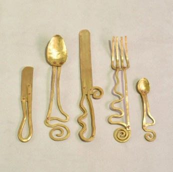 A cover of "金 M E T A L" cluster. The owner is serenearth. The cluster consists of 10 elements.