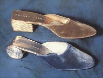 A cover of "FOOTWEAR" cluster. The owner is wmalin1. The cluster consists of 2 elements.