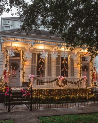 A cover of "holiday" cluster. The owner is callierose. The cluster consists of 5 elements.