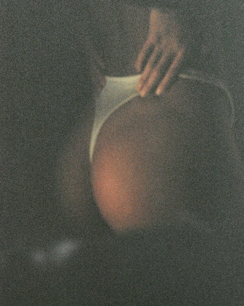 A cover of "intimate" cluster. The owner is nicholasgreen. The cluster consists of 32 elements.