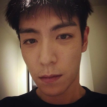 A cover of "kpoppie" cluster. The owner is cl6ra. The cluster consists of 18 elements.