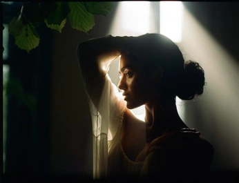 A cover of "Saree Photoshoot" cluster. The owner is gauthphotos. The cluster consists of 13 elements.