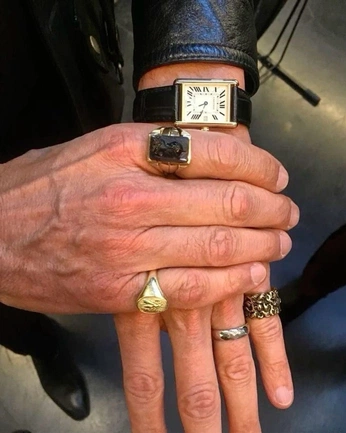 A cover of "jews" cluster. The owner is olivfka. The cluster consists of 14 elements.