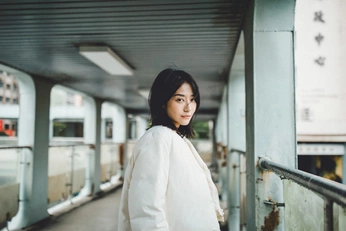 A cover of "PHOTOS" cluster. The owner is unmyeon9. The cluster consists of 20 elements.