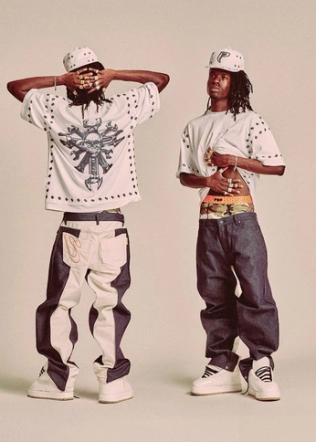 A cover of "street" cluster. The owner is upintheozone. The cluster consists of 3 elements.