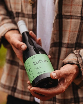 A cover of "Wine Labels" cluster. The owner is roundhousestudio. The cluster consists of 5 elements.