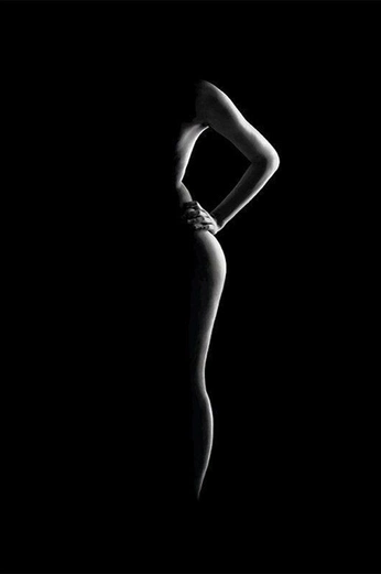 A cover of "Negative space" cluster. The owner is alessia.leoncini. The cluster consists of 10 elements.