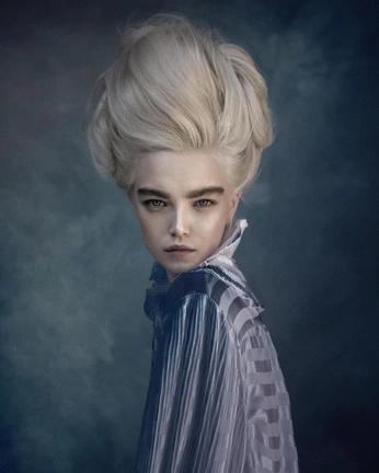 A cover of "Fashion Portraits" cluster. The owner is robbieewing. The cluster consists of 4 elements.