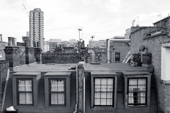 A cover of "house" cluster. The owner is vanda. The cluster consists of 66 elements.