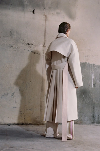 A cover of "Parfum" cluster. The owner is flaviapaiva. The cluster consists of 19 elements.