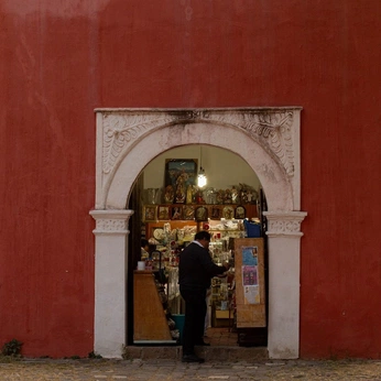 A cover of "latina" cluster. The owner is thaislemener. The cluster consists of 60 elements.