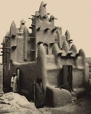 A cover of "Ancient Earth" cluster. The owner is childofwild. The cluster consists of 4 elements.