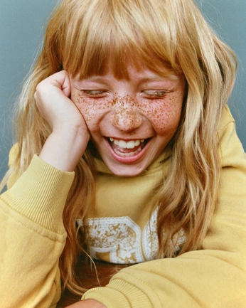 A cover of "Cool Kids" cluster. The owner is rienbautista. The cluster consists of 2 elements.