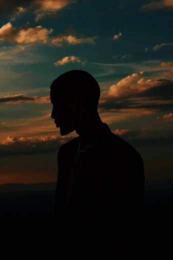 A cover of "colour" cluster. The owner is zogliahere. The cluster consists of 18 elements.