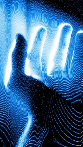 A cover of "Glass" cluster. The owner is n.misrachi. The cluster consists of 7 elements.