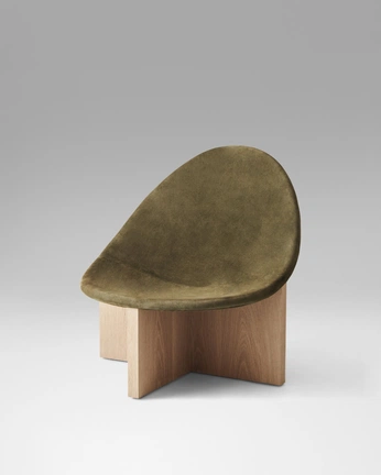 A cover of "Light Engineering" cluster. The owner is fercasrey. The cluster consists of 3 elements.