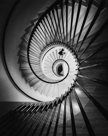 A cover of "b&w" cluster. The owner is rok.sivante. The cluster consists of 40 elements.