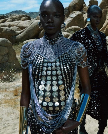 A cover of "Photo_Fashion" cluster. The owner is dclxnyc. The cluster consists of 70 elements.