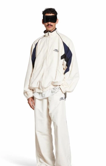 A cover of "Uniform_svp" cluster. The owner is paulq. The cluster consists of 10 elements.